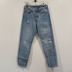 Levi’s Wedgie Icon Distressed Jeans 27 in Blue